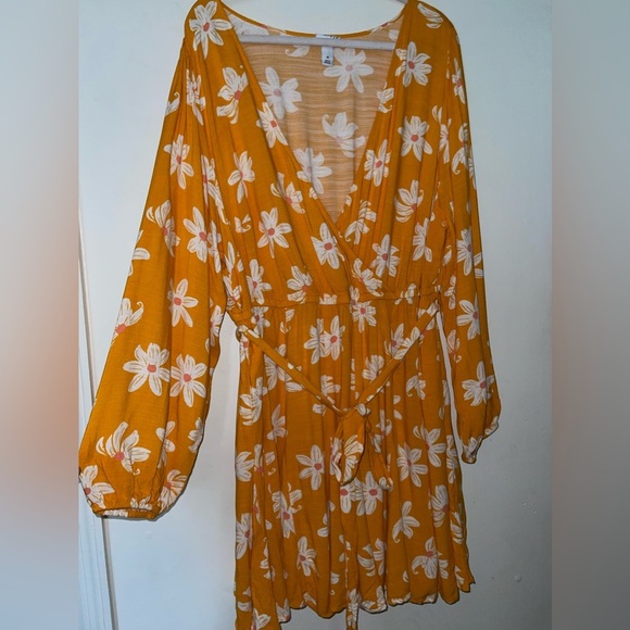 Ava &Viv Plus Size Floral Belted Long Oversize Sleeve Mini Dress - Picture 6 of 11